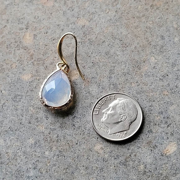 18k Gold Opal Earrings - Picture 7 of 7